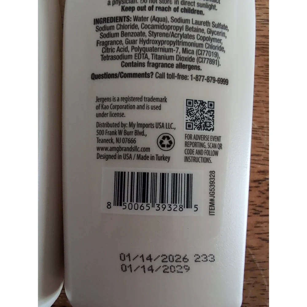 2 Jergens Moisturizing Hand Wash Original Scent Cherry Almond Pump 8.45 fl. oz.